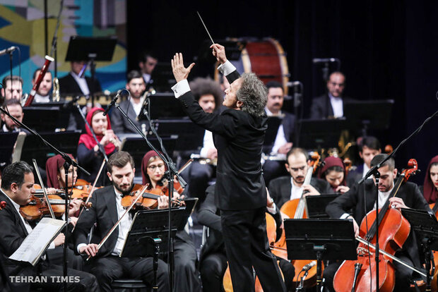 Tehran Symphony Orchestra performs at Fajr Music Festival