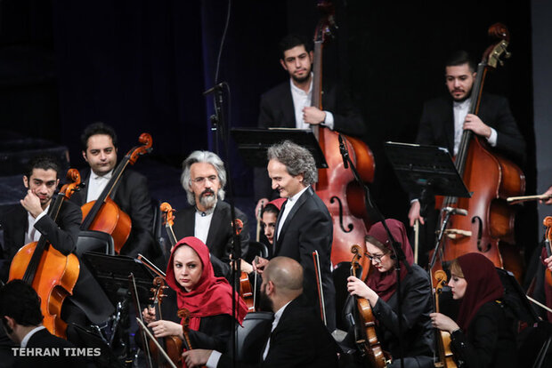 Tehran Symphony Orchestra performs at Fajr Music Festival