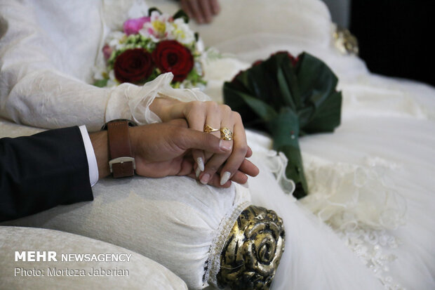 Marriage ceremony of flood-stricken couple in Khuzestan prov.