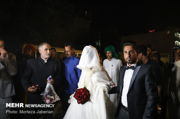 Marriage ceremony of flood-stricken couple in Khuzestan prov.