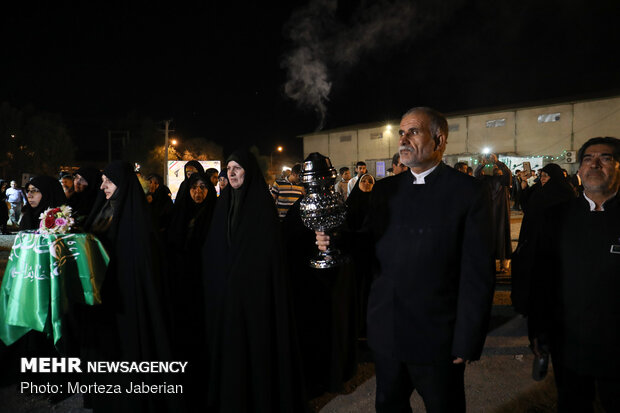 Marriage ceremony of flood-stricken couple in Khuzestan prov.