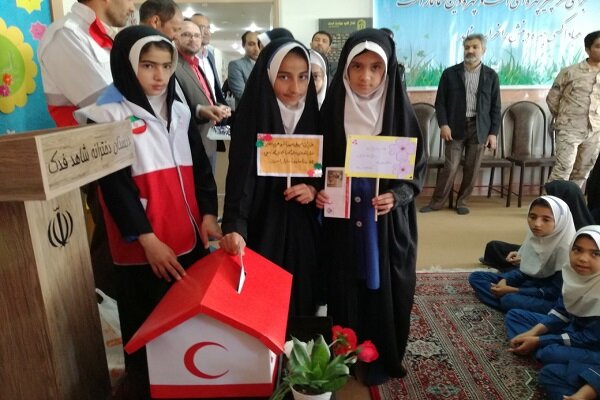سیل مهربانی در مدارس شهرستان سرایان - خبرگزاری مهر | اخبار ایران و جهان |  Mehr News Agency