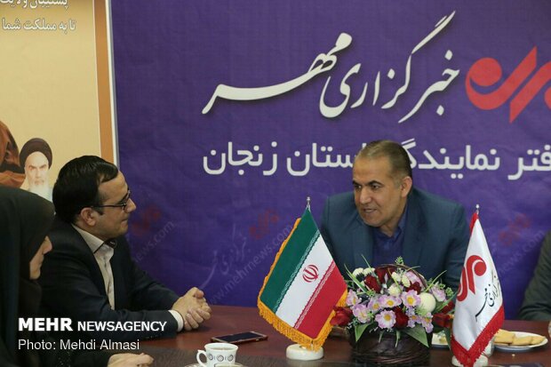 بازدید فتح‌الله حقیقی استاندار زنجان از خبرگزاری مهر زنجان