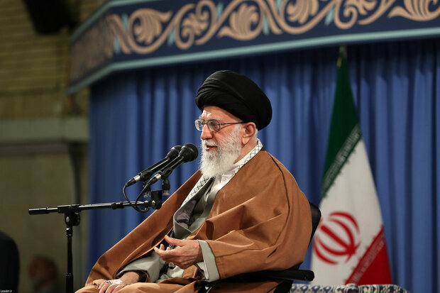 Laborers meet Ayatollah Khamenei ahead of Labor Day