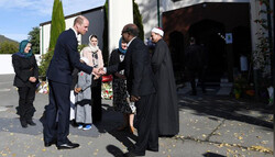 برطانوی شہزادے کا کرائسٹ چرچ کی مساجد کا دورہ