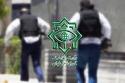 ۳ شبکه جاسوسی در آذربایجان غربی منهدم شد/ کشف باند قاچاق گوشی