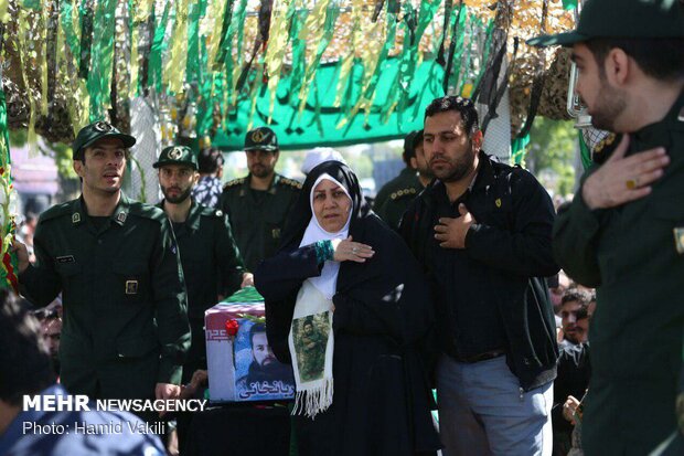 Funeral procession of martyred defender of holy shrine ‘Majid Ghorbankhani’