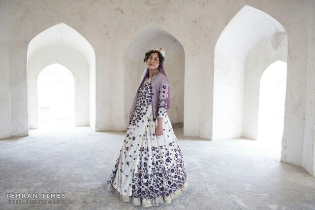 Female Iranians and nature-inspired clothing