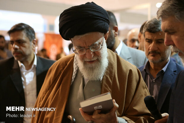 Iran's Leader visits Tehran Intl. Book Fair