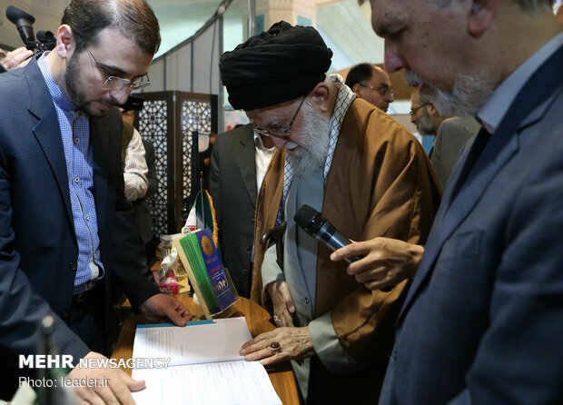 Iran's Leader visits Tehran Intl. Book Fair