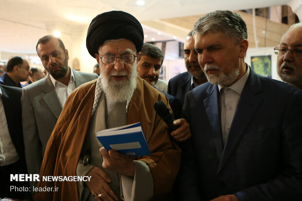 Iran's Leader visits Tehran Intl. Book Fair