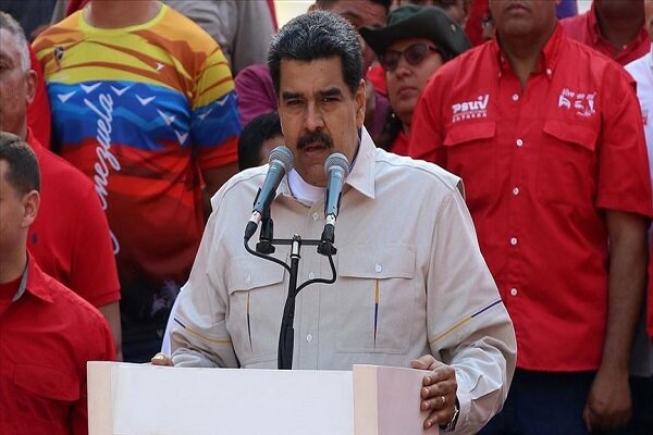 Maduro: Halkı, vatanı korumak için sokağa davet ediyorum