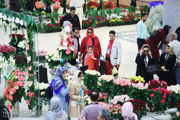 Intl. flower, plant exhibit underway in Tehran