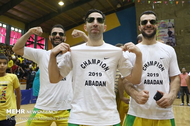 İran'da Abadan takımı Basketbol Ligi şampiyonu oldu