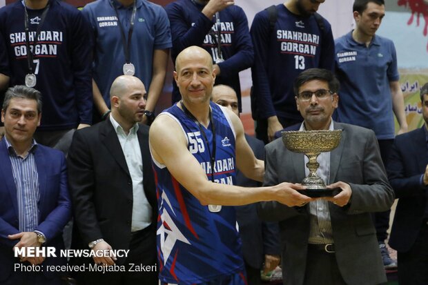 İran'da Abadan takımı Basketbol Ligi şampiyonu oldu