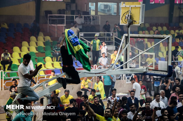 İran'da Abadan takımı Basketbol Ligi şampiyonu oldu