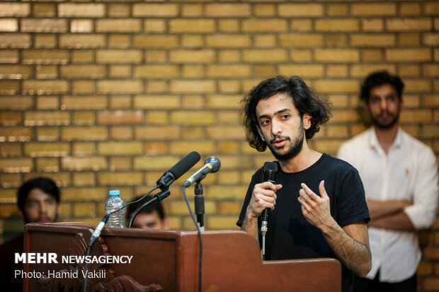 نشست نقد و بررسی برنامه «عصر جدید» در دانشکده علوم اجتماعی دانشگاه تهران