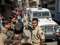 کشمیر میں بھارتی فورسز کی فائرنگ سے ایک علیحدگي پسند ہلاک
