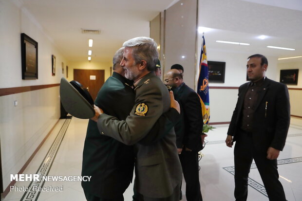 IRGC chief, defense min. meeting in Tehran