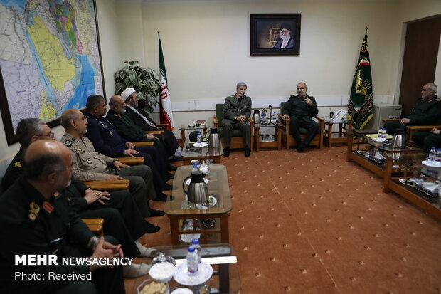 IRGC chief, defense min. meeting in Tehran