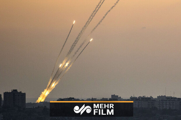 لحظه برخورد راکت مقاومت فلسطین به شهر اشدود