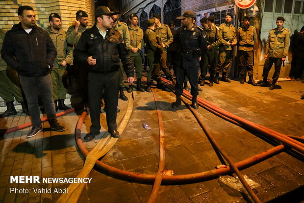 Roofed bazaar in Tabriz on fire 