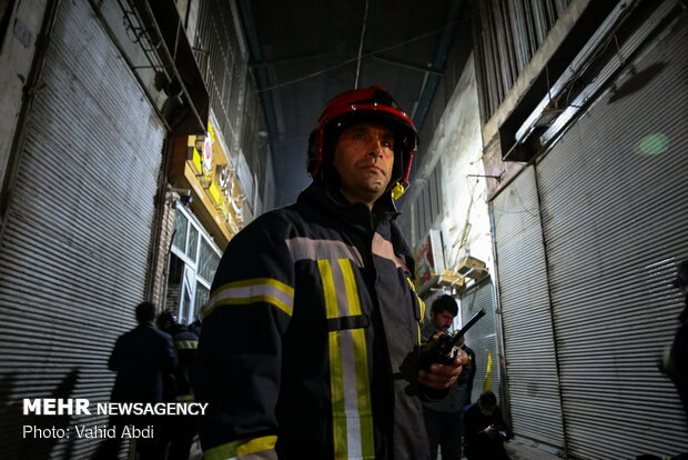 Roofed bazaar in Tabriz on fire 