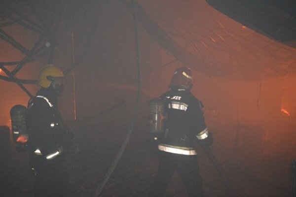 29إصابة جراء حريق في سوق تبريز التاريخي