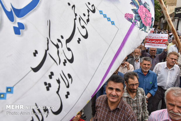 Rallies in support of Iran’s recent JCPOA decision: in Mashhad, Shiraz