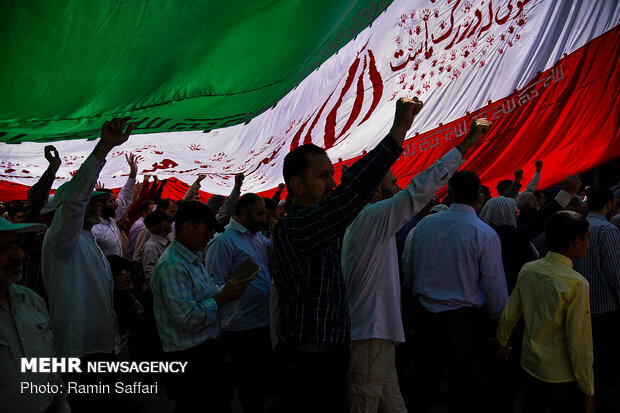 Rallies in support of Iran’s recent JCPOA decision: in Mashhad, Shiraz