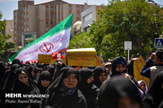 Rallies in support of Iran’s recent JCPOA decision: in Mashhad, Shiraz