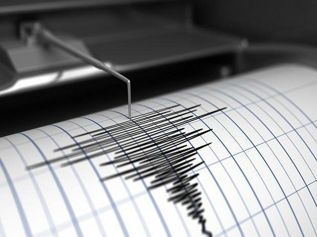 5.6 magnitude quake jolts southern Iran