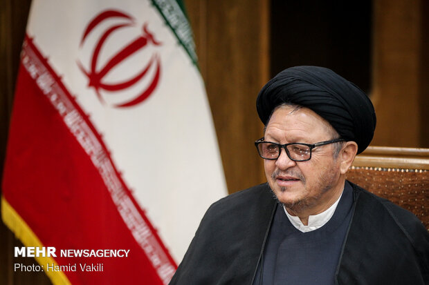 دیدار نخبگان فرهنگ و هنر افغانستانی با رئیس ساطمان تبلیغات اسلامی