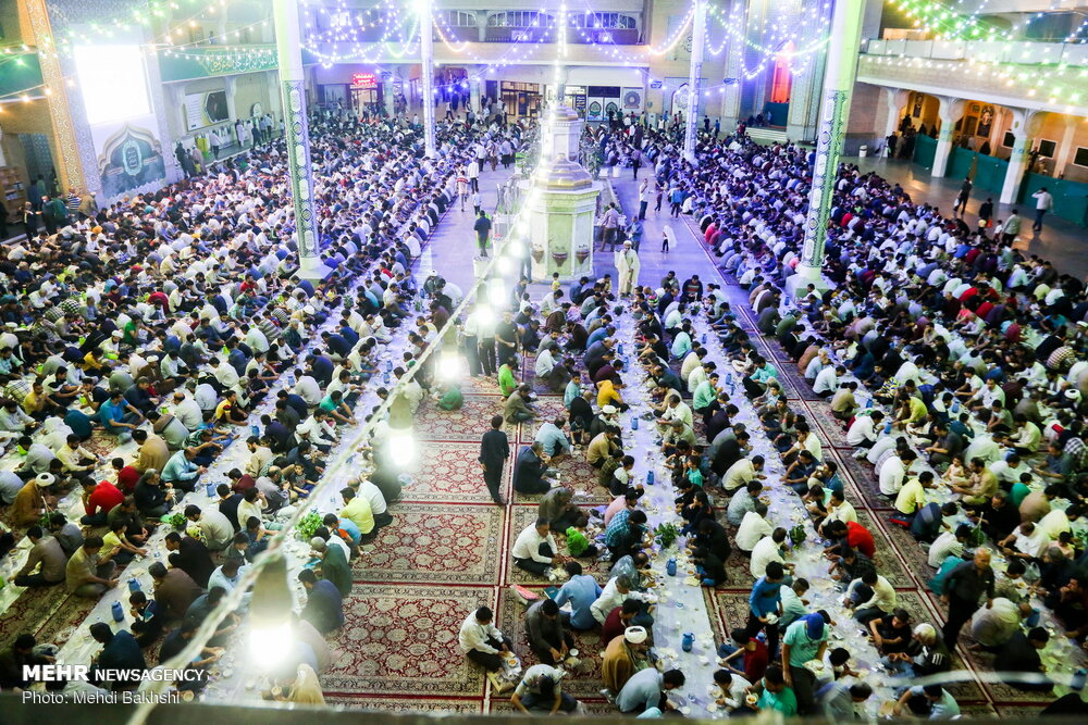 Holy month of Ramadan rituals in Iran
