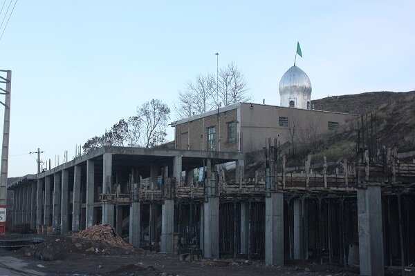 طرح جامع امامزاده سید احمد(ع) مرند ۴۰ درصد پیشرفت دارد