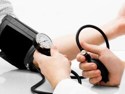 غربالگری کنترل فشار خون بیش از ۳۸۰ هزار نفر در کرمانشاه