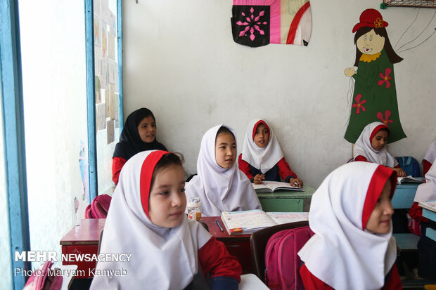 School of Afghan nationals in Tehran