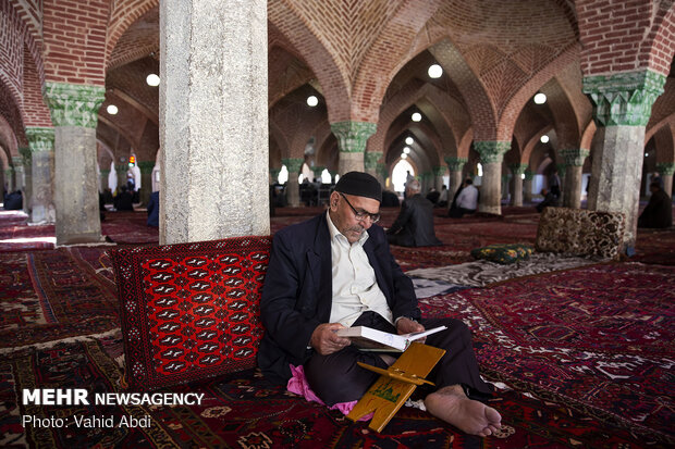 حال و هوای ماه رمضان در مساجد بازار تاریخی تبریز