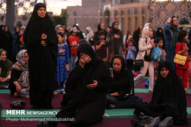 Quran recitation, Iftar banquet in one of Tehran’s main squares