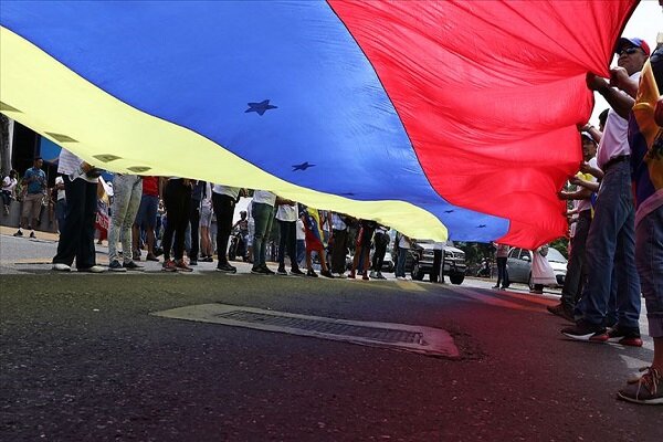 دولت و مخالفان ونزوئلا به تداوم مذاکره پایبندند