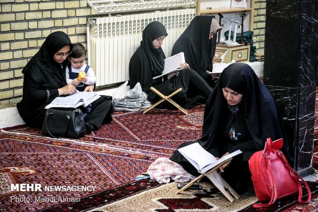 جمع خوانی قرآن کریم  در حسینیه  اعظم زنجان