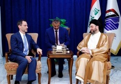 Iraqi cleric says Baghdad can mediate between Iran, U.S.