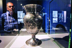 Tehran exhibit features embossing collection