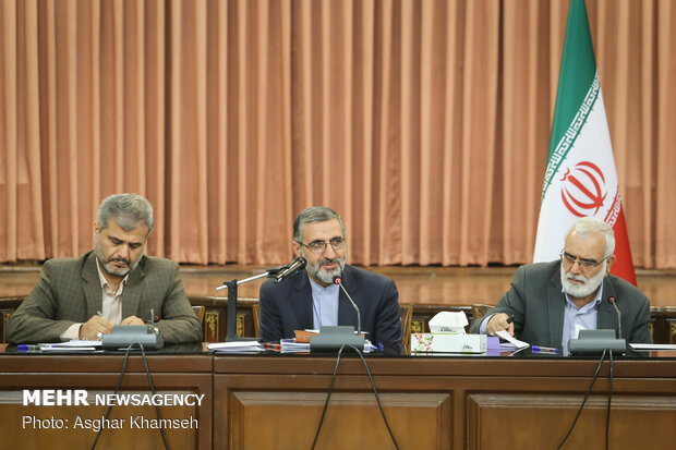 Judiciary chief meets with media directors