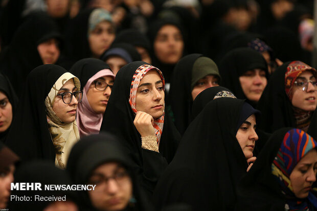 Leader's meeting with university students