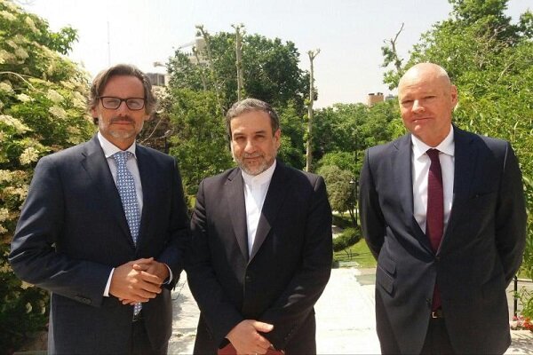 Deputy FM Araghchi, German diplomat discuss JCPOA in Tehran