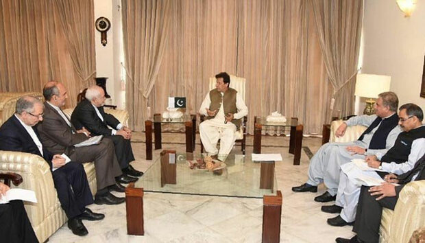 ایرانی وزیر خارجہ کی پاکستان کے وزير اعظم سے ملاقات ایرانی وزیر خارجہ کی پاکستان کے وزير اعظم سے ملاقات