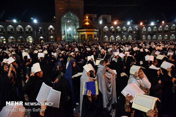 Laylat al-Qadr (Night of Decree) observed in Imamzadeh Saleh (AS) Mosque