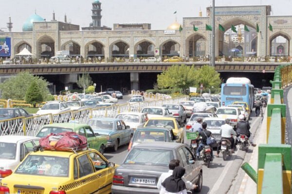 کمبود پارکینگ در مشهد جدی است/خودروهای سرگردان در شهر