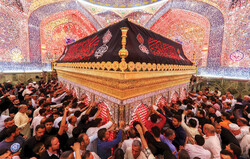 Mourners observe Night of Destiny in Najaf 